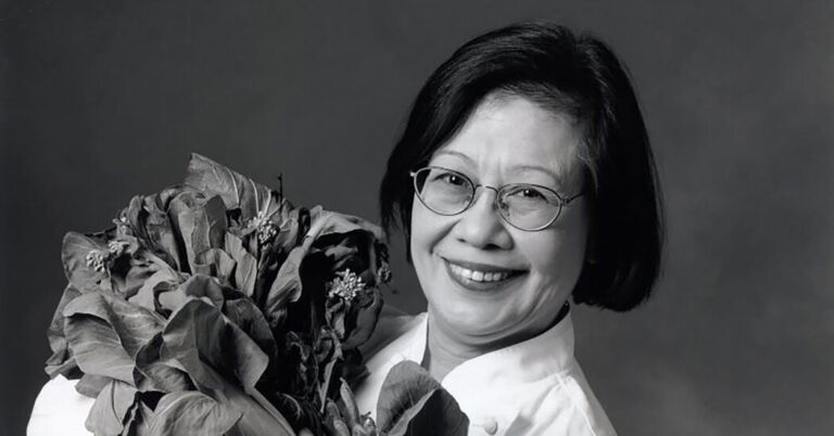 Rosa Ross, auteure tardive de livres de cuisine asiatique, décède à 86 ans